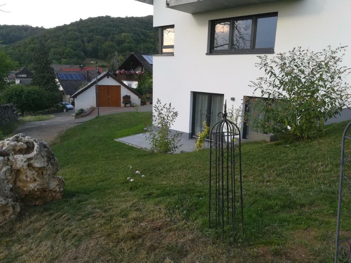 Apartment Schneeburg Ebringen Екстер'єр фото